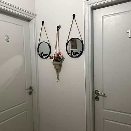 Eftopia Apartment Каламата Екстериор снимка