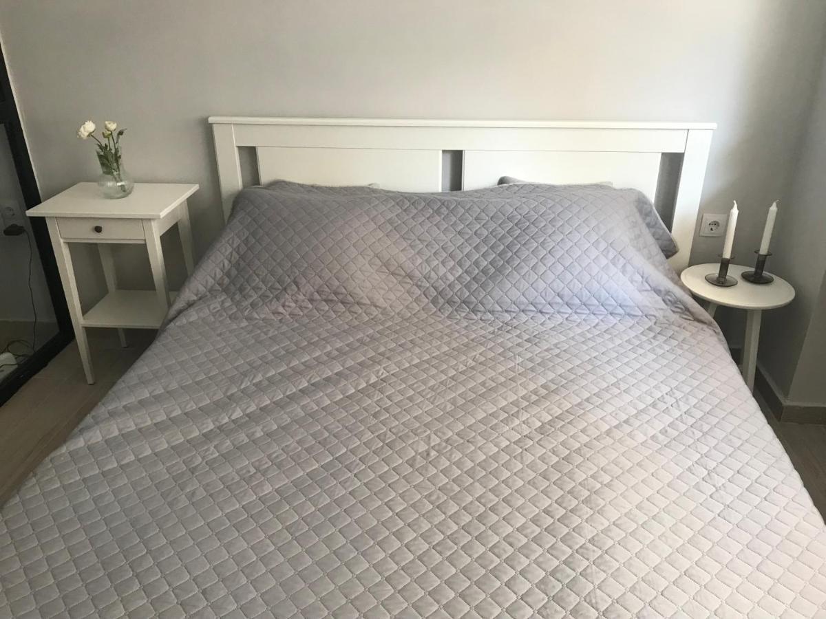 Eftopia Apartment Каламата Екстериор снимка