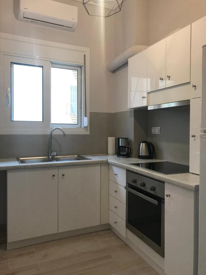 Eftopia Apartment Каламата Екстериор снимка
